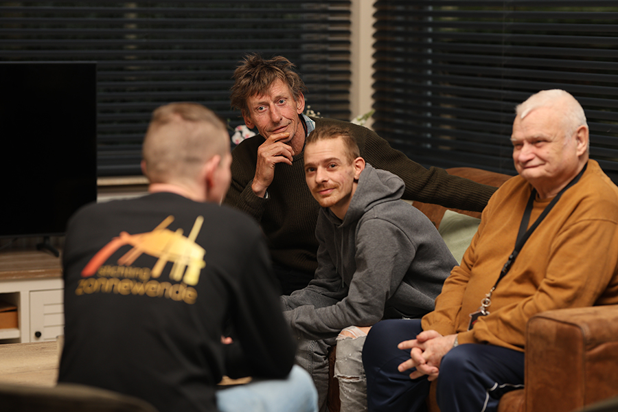 stichting-zonnewende-over-ons-missie-visie-mob Senior ambulant begeleider voor stichting Zonnewende